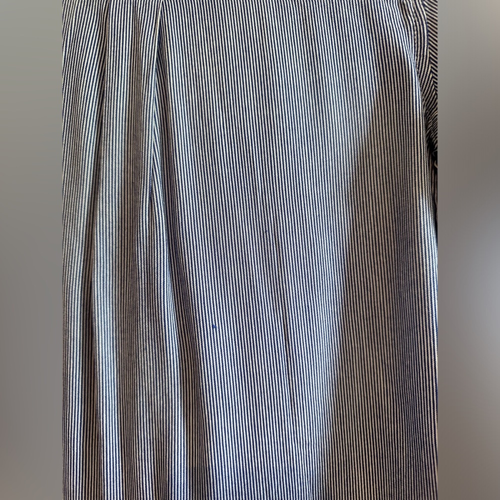 Banana Republic Button Up - Parker Tunic Fit - Picture 3 of 6